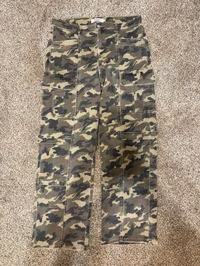 Camo Straight-Leg Cargo Jeans - Green Camo